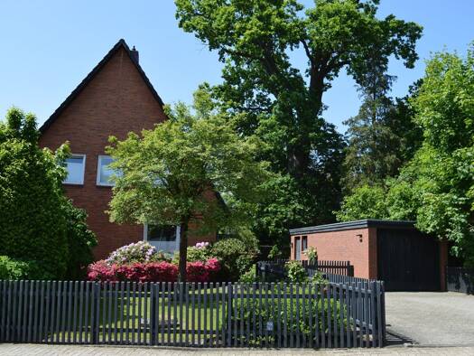 Einfamilienhaus zum Kauf 848.000 € 6 Zimmer 189 m² 889 m² Grundstück Hehlentor Celle 29223