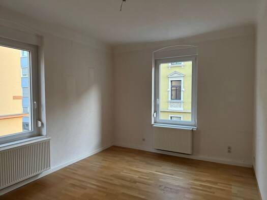 Wohnung zur Miete 790 € 2 Zimmer 55 m² Geschoss 1/2 frei ab 01.05.2026 Grombühl Würzburg 97080