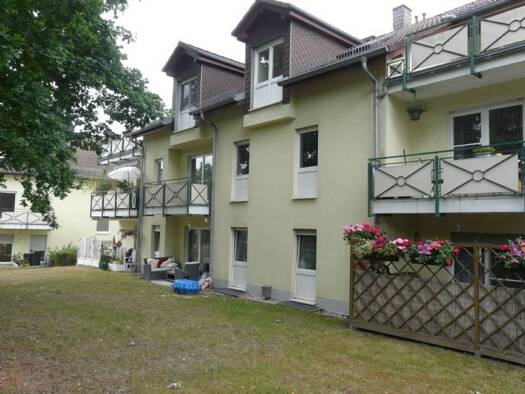 Wohnung zur Miete 375 € 1,5 Zimmer 37,4 m² 1. Geschoss Cleudner Straße 41 Thekla Nordost 04349