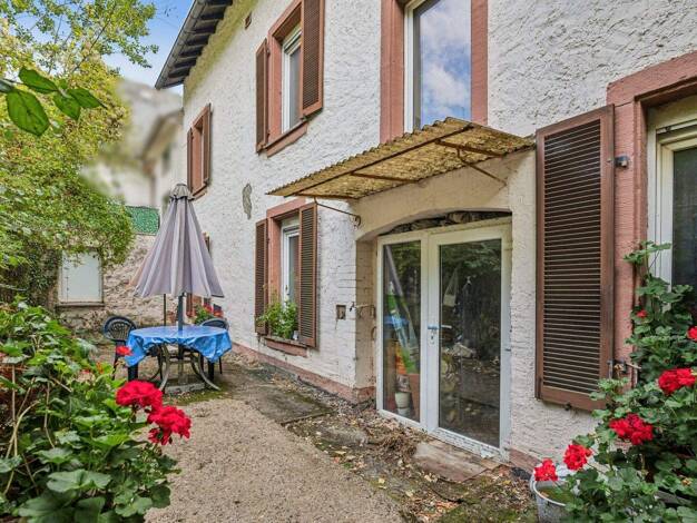 Mehrfamilienhaus zum Kauf 399.000 € 11 Zimmer 232,6 m² 670 m² Grundstück Saarburg 54439