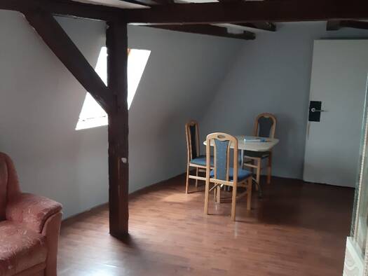 Wohnung zur Miete 775 € 3 Zimmer 91 m² Dachgeschoss, 4. Geschoss frei ab 01.11.2025 Gröpelinger Heerstr. 373 Gröpelingen Bremen 28239