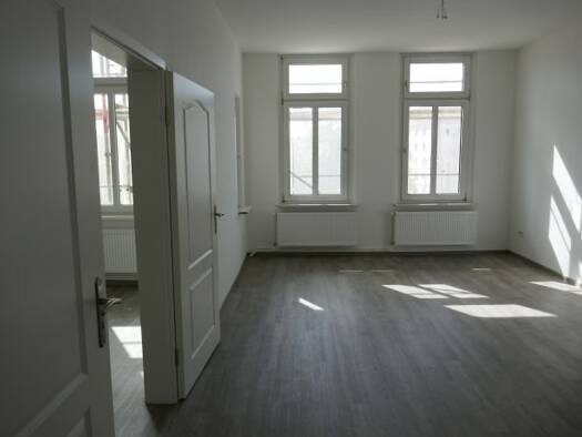 Wohnung zur Miete 949 € 5 Zimmer 130 m² Geschoss -1/5 frei ab 01.06.2026 Schäfferstrasse Leipziger Str. Magdeburg 39112