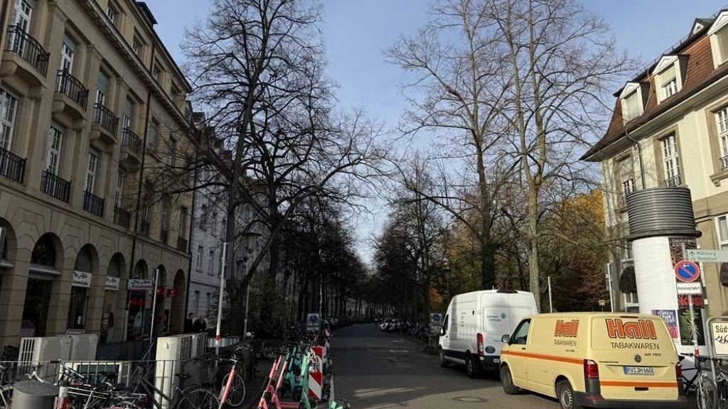 Tanzclub mit Tanzgenehmigung - Einzigartige Chance: Profitieren Sie sofort von Umsatz und Top-Lage!