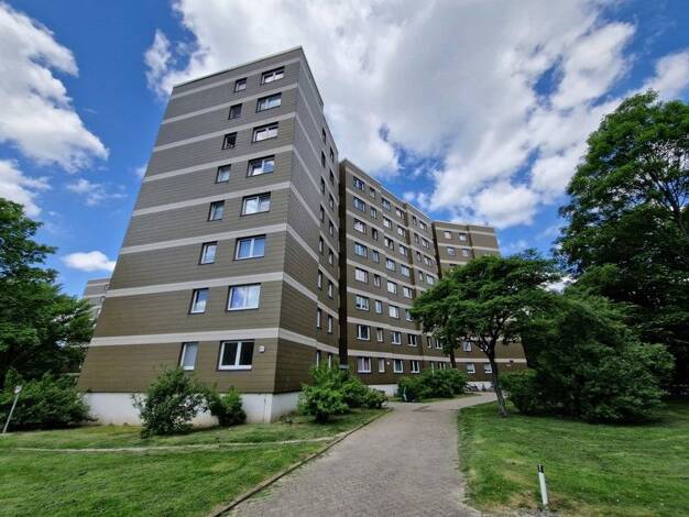 Wohnung zur Miete 701 € 3 Zimmer 84 m² 2. Geschoss frei ab 12.08.2025 Lahnstr. 5 Weststadt Braunschweig 38120
