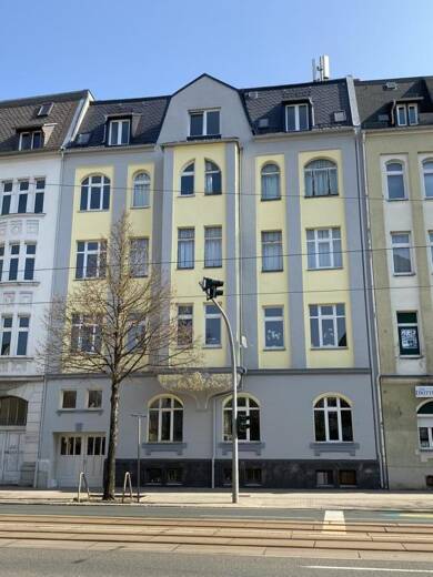Wohnung zur Miete 650 € 4 Zimmer 130 m² Pausaer Straße 132 Haselbrunn Plauen 08525