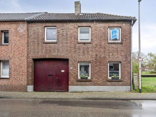 Bauernhaus zum Kauf 139.000 € 4 Zimmer 70 m² 701 m² Grundstück Birgden Gangelt / Birgden 52538