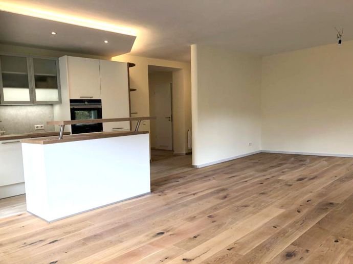 Wohnung zur Miete 1.645 € 3 Zimmer 103 m²<br/>Wohnfläche 1.<br/>Geschoss Salzburger Straße 3 Bad Reichenhall Bad Reichenhall 83435