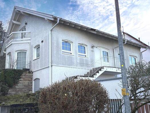 Einfamilienhaus zum Kauf 1.995.000 € 7 Zimmer 242 m² 1.127 m² Grundstück frei ab sofort Nord Stuttgart 70191