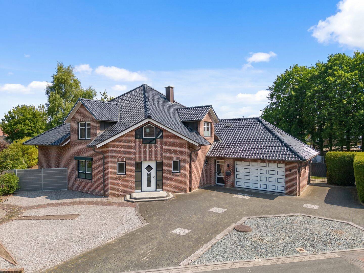 Einfamilienhaus zum Kauf - Ansicht 2