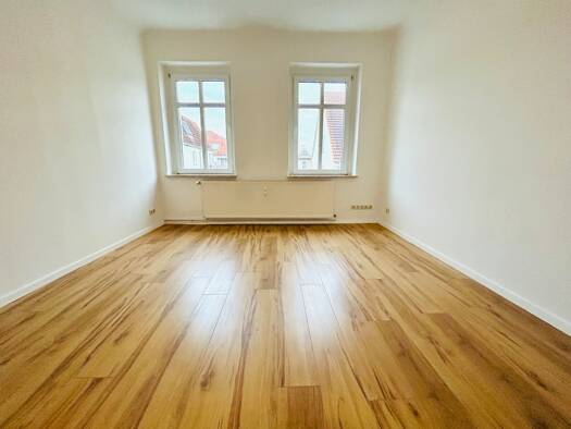 Wohnung zur Miete 575 € 2,5 Zimmer 60 m² 1. Geschoss Kirchstraße 4 Großdeuben Böhlen / Großdeuben 04564