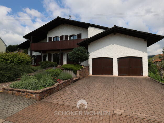 Einfamilienhaus zum Kauf 495.000 € 8 Zimmer 222,5 m² 1.354 m² Grundstück Morscholz Wadern 66687
