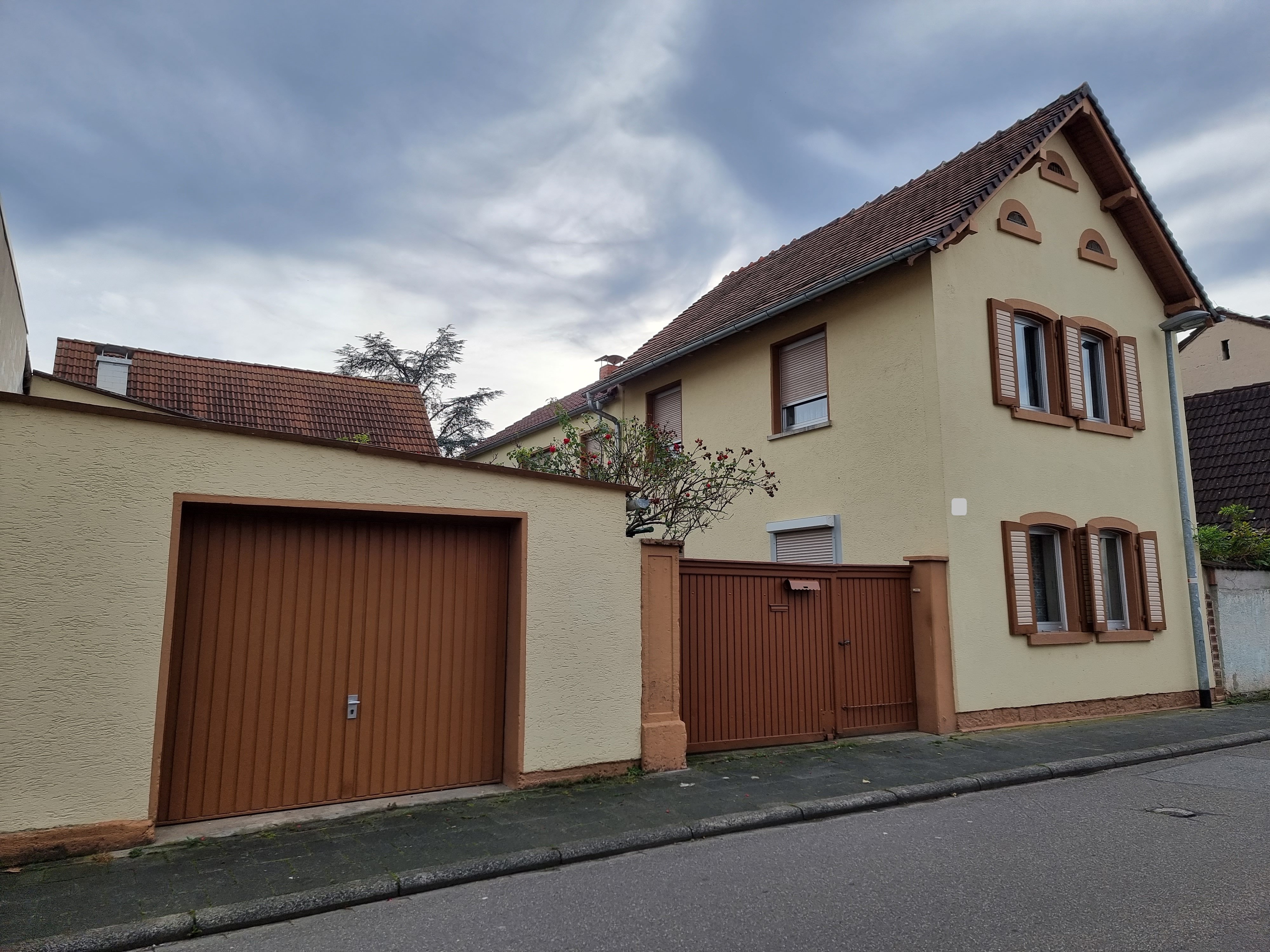 Einfamilienhaus zum Kauf 449.000 € 6 Zimmer 175 m²<br/>Wohnfläche 1.449 m²<br/>Grundstück Haßloch 67454