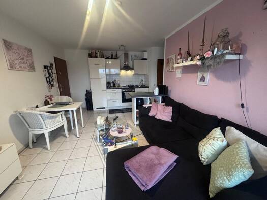 Wohnung zur Miete 425 € 2 Zimmer 35 m² Geschoss 2/4 frei ab 01.05.2026 Dellwig Essen 45357