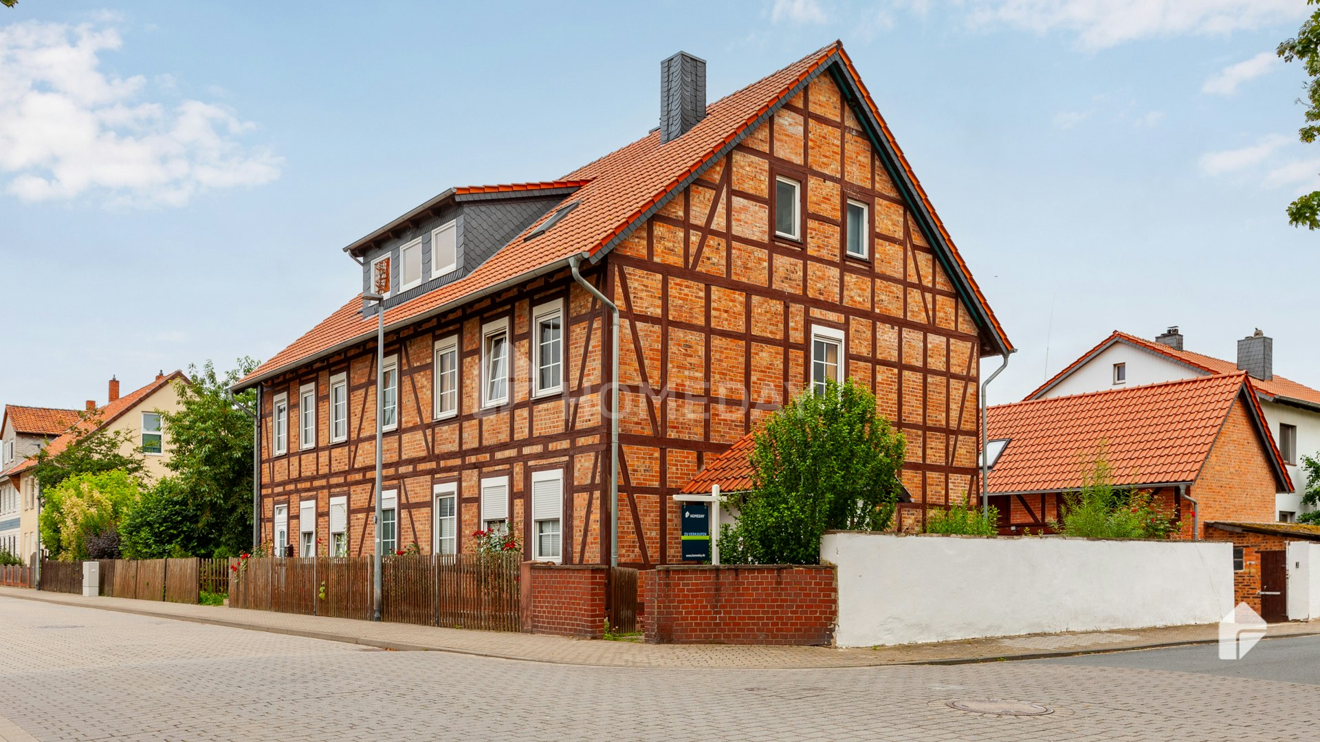 Mehrfamilienhaus zum Kauf 699.000 € 12 Zimmer 424 m²<br/>Wohnfläche 1.105 m²<br/>Grundstück Halchter Wolfenbüttel 38304