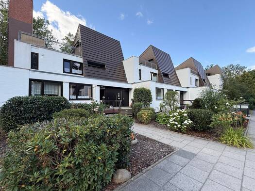 Wohnung zum Kauf 295.000 € 3 Zimmer 117 m² frei ab 01.12.2026 Radio Bremen Ost 28329
