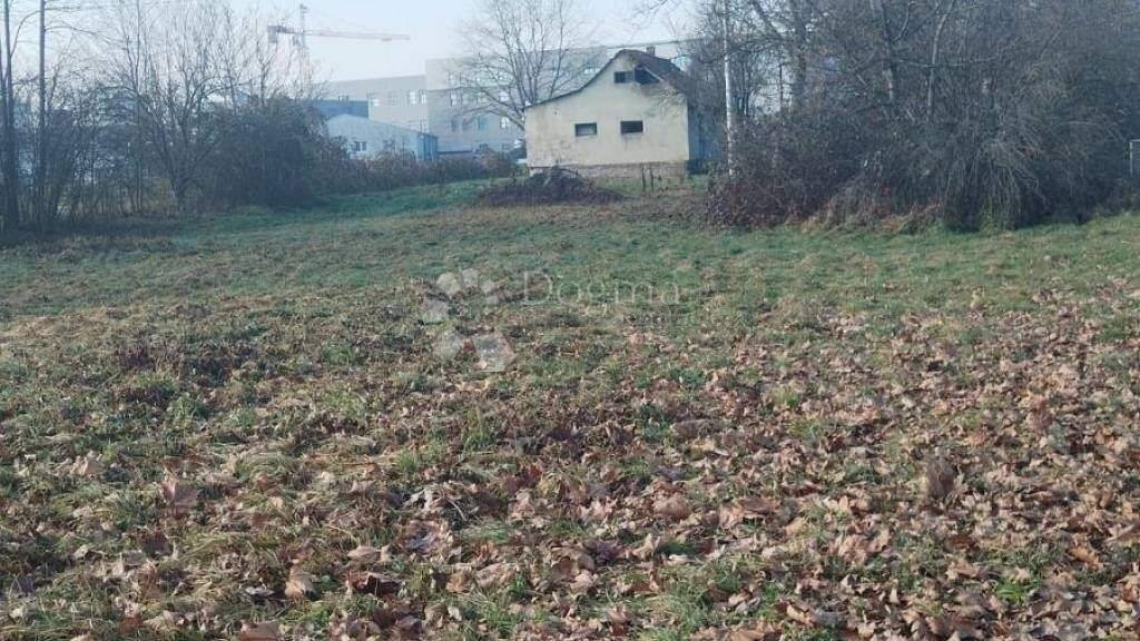 Land-/Forstwirtschaft zum Kauf 230.000 € Karlovac