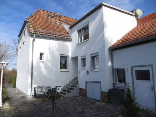 Doppelhaushälfte zum Kauf 6 Zimmer 118 m² 780 m² Grundstück frei ab 04.05.2026 Markranstädt 04420