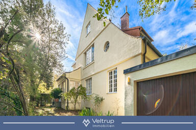Villa zum Kauf 2.885.000 € 9 Zimmer 251 m² 1.060 m² Grundstück Gräfelfing Gräfelfing 82166
