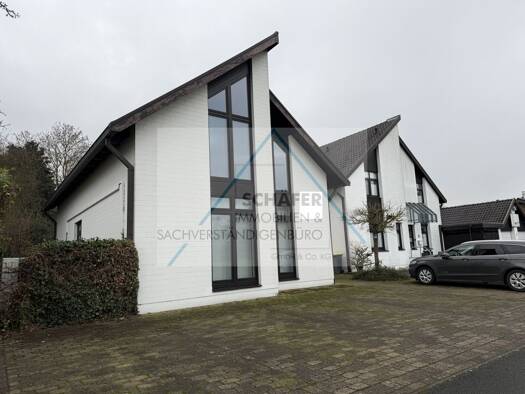Bürogebäude zur Miete 2.150 € 4 Zimmer Bassum 27211