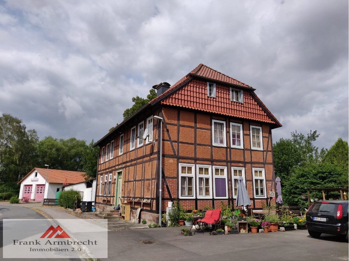 Einfamilienhaus zum Kauf 126.000 € 8 Zimmer 200 m²<br/>Wohnfläche 283 m²<br/>Grundstück Harriehausen Bad Gandersheim 37581