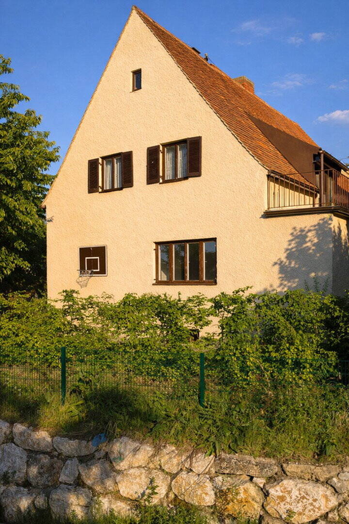 Einfamilienhaus zum Kauf - Ansicht 2