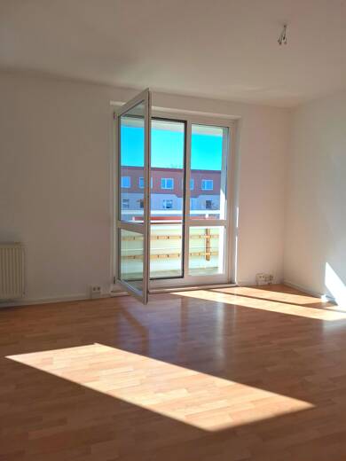 Wohnung zur Miete 289 € 3 Zimmer 56,4 m² 4. Geschoss frei ab sofort Irkutsker Straße 32 Kappel Chemnitz 09119