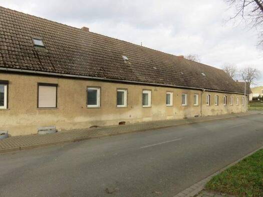 Reihenmittelhaus zum Kauf 345.000 € 36 Zimmer 578 m² 1.772 m² Grundstück Hohenerxleben Staßfurt 39443