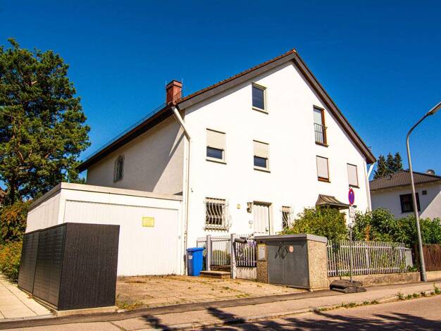 Haus zum Kauf 1.090.000 € 5 Zimmer 140 m² 320 m² Grundstück frei ab sofort Bogenhausen München 81929