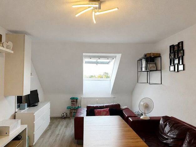 Wohnung zum Kauf provisionsfrei 140.000 € 2 Zimmer 50 m² 3. Geschoss Heddesheim 68542