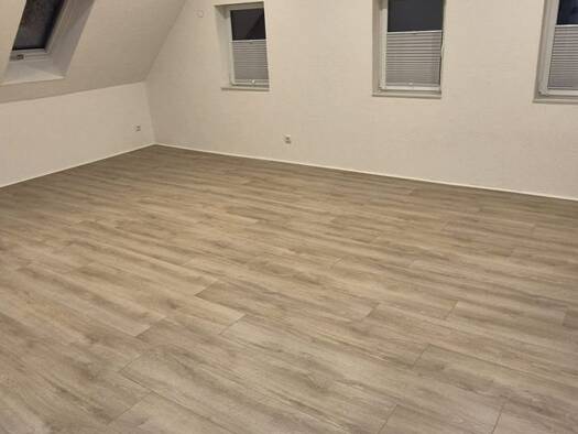 Wohnung zur Miete 840 € 4 Zimmer 90 m² Geschoss 1/2 frei ab sofort Gravenhorst Meine 38527