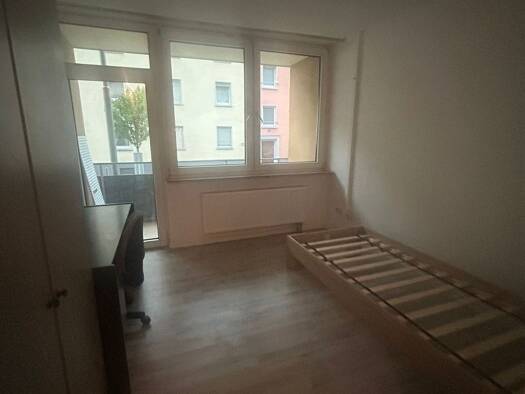 Wohnung zur Miete 350 € 1 Zimmer 20 m² frei ab sofort Innenstadt Kaiserslautern 67655