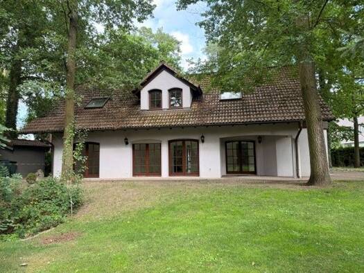 Einfamilienhaus zur Miete 3.800 € 6 Zimmer 205 m² frei ab sofort Am Schwedengraben 6 Weiherhaus Südliche Außenstadt 90455