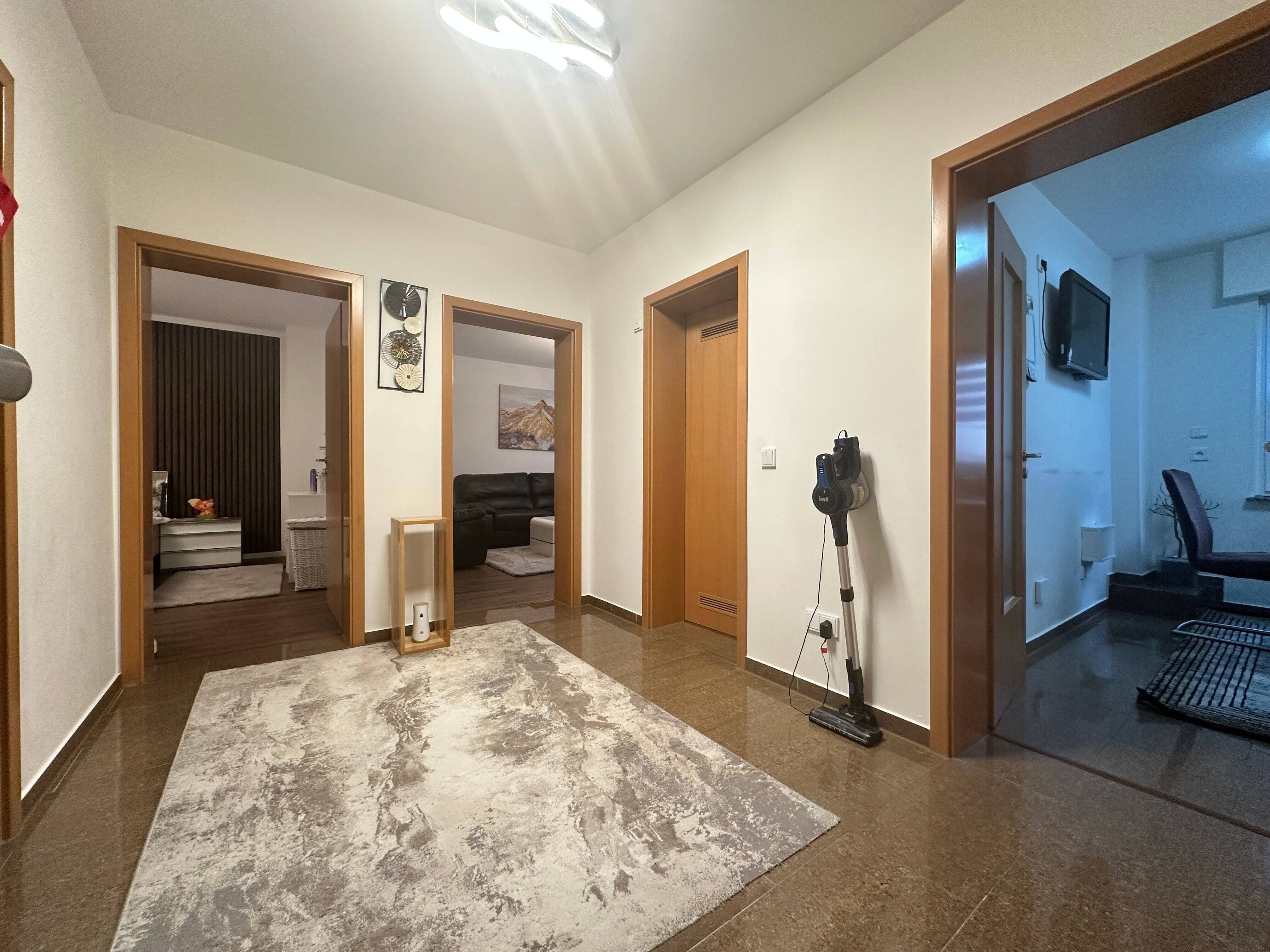 Property thumbnail 5