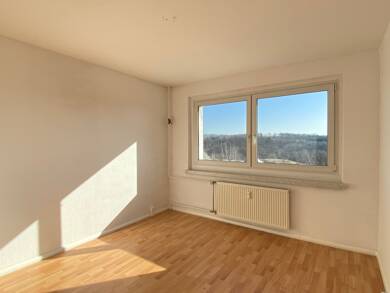 Wohnung zur Miete 300 € 3 Zimmer 69,3 m² 5. Geschoss frei ab sofort Friesenweg 160 Chrieschwitz Plauen 08529