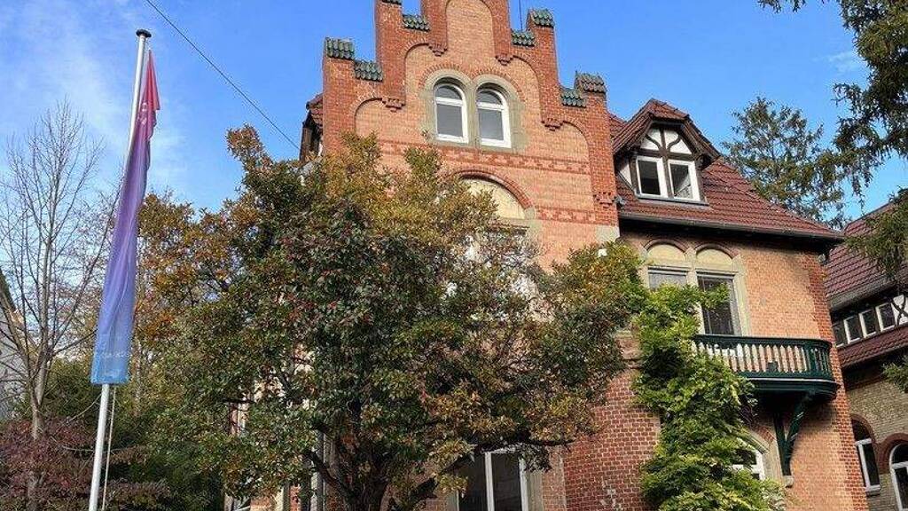 Bürogebäude zur Miete provisionsfrei 350 € 19 m² Bürofläche Nord Stuttgart 70174