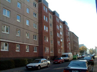 Wohnung zur Miete 326 € 3 Zimmer 64 m² 5. Geschoss Hugenottenstraße 3 Moritzplatz Magdeburg 39124