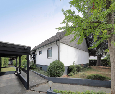 Haus zur Miete 2.300 € 5 Zimmer 145 m² 684 m² Grundstück frei ab 01.07.2025 Dollendorfer Allee 5 Oberkassel Bonn 53227
