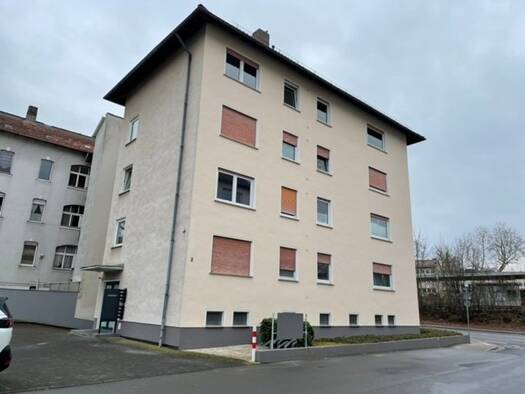 Wohnung zur Miete 500 € 3 Zimmer 83 m² frei ab 01.10.2026 Georgstraße 2 Eschwege 37269