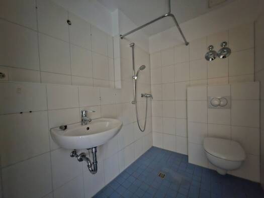 Wohnung zur Miete nur mit Wohnberechtigungsschein 280 € 1 Zimmer 32,4 m² 10. Geschoss frei ab 16.10.2025 Senftenberger Ring 12 Märkisches Viertel Berlin 13439