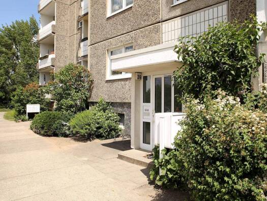 Wohnung zur Miete 328 € 3 Zimmer 62,2 m² 6. Geschoss Salvador-Allende-Str. 39 Oststadt Neubrandenburg 17036