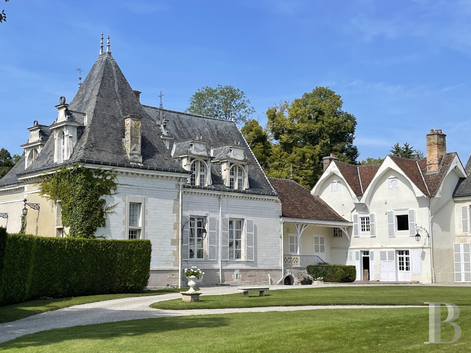 Schloss zum Kauf 3.500.000 € 20 Zimmer 1.510 m²<br/>Wohnfläche 126.949 m²<br/>Grundstück Cathédrale Troyes 10000