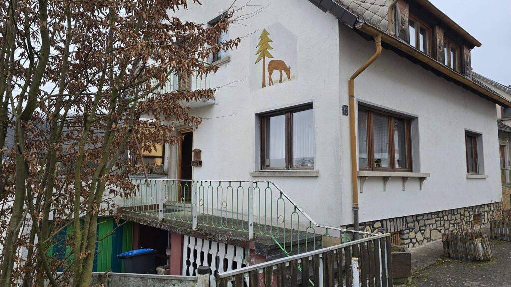 Einfamilienhaus zum Kauf 150.000 € 6 Zimmer 148 m² 225 m² Grundstück Lautzkirchen Blieskastel 66440