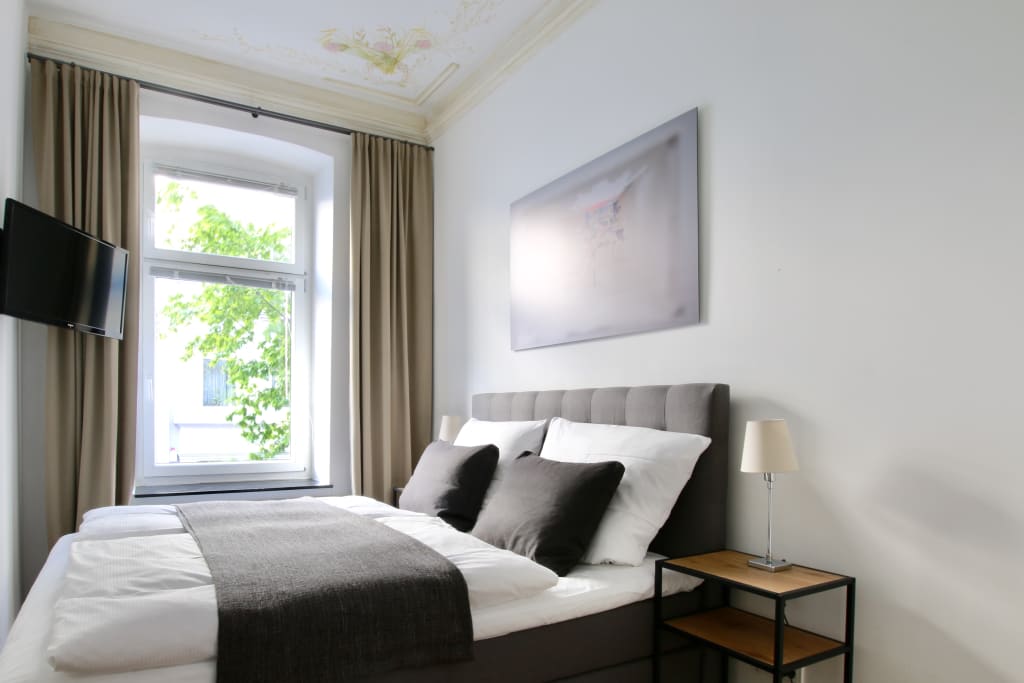 Wohnung zur Miete Wohnen auf Zeit 1.722 € 1 Zimmer 23 m²<br/>Wohnfläche 06.01.2025<br/>Verfügbarkeit Lübecker Straße Altstadt - Nord Köln 50668