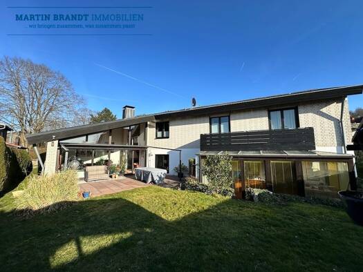 Einfamilienhaus zum Kauf 689.000 € 7 Zimmer 272,2 m² 691 m² Grundstück Lenzhahn Idstein / Lenzhahn 65510