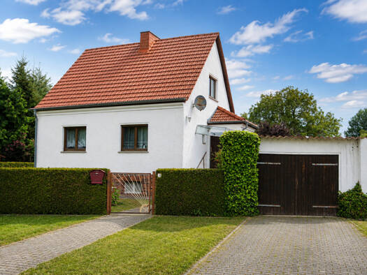 Einfamilienhaus zum Kauf 349.000 € 4 Zimmer 122,9 m² 757 m² Grundstück Wustermark Wustermark 14641