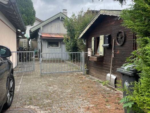 Einfamilienhaus zum Kauf provisionsfrei 250.000 € 2 Zimmer 50 m² 200 m² Grundstück Raubling 83064