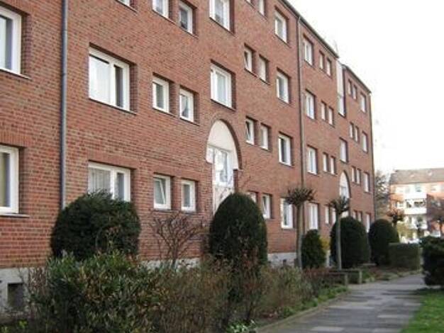 Wohnung zur Miete 706 € 4 Zimmer 77,1 m² frei ab 14.11.2026 Sankt-Gotthard-Straße 44 Tenever Bremen 28325