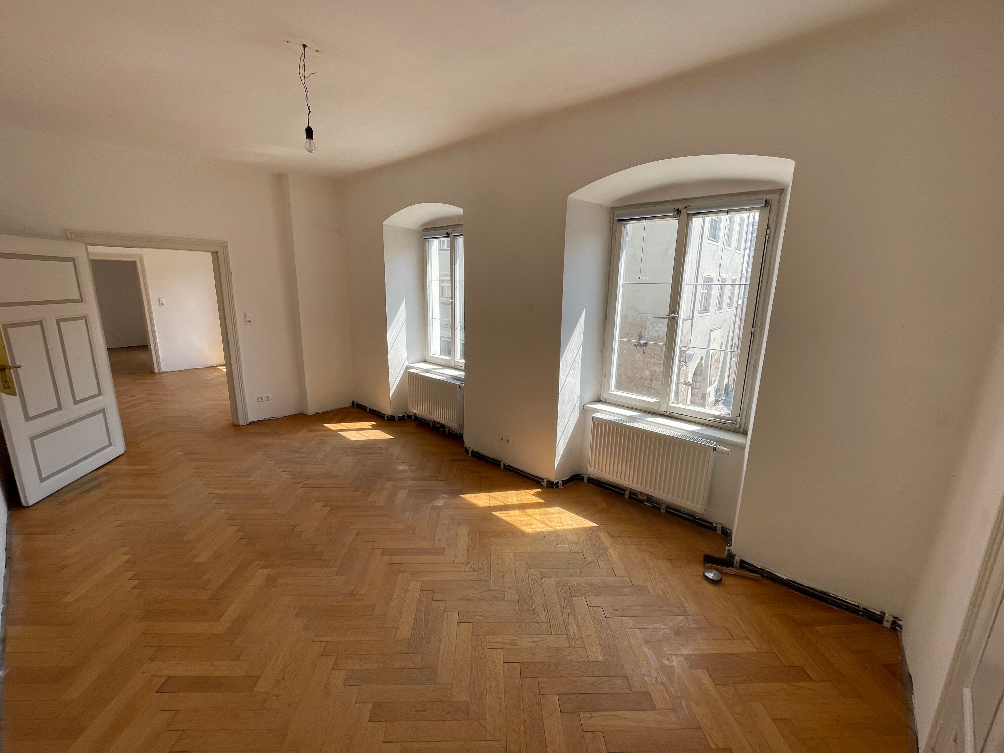 Büro-/Praxisfläche zur Miete 1.500 € Hall 6060