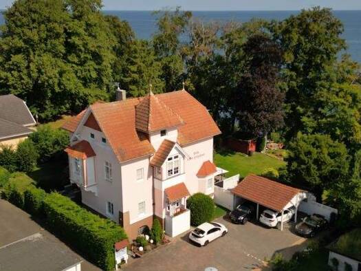 Einfamilienhaus zum Kauf 860.000 € 16 Zimmer 303,6 m² 1.041 m² Grundstück Sassnitz 18546