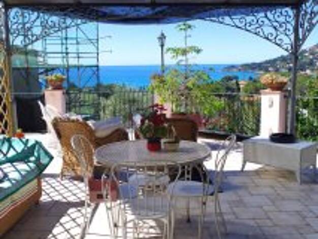 Villa zum Kauf 1.400.000 € 7 Zimmer 210 m² 1.000 m² Grundstück Ventimiglia 18039